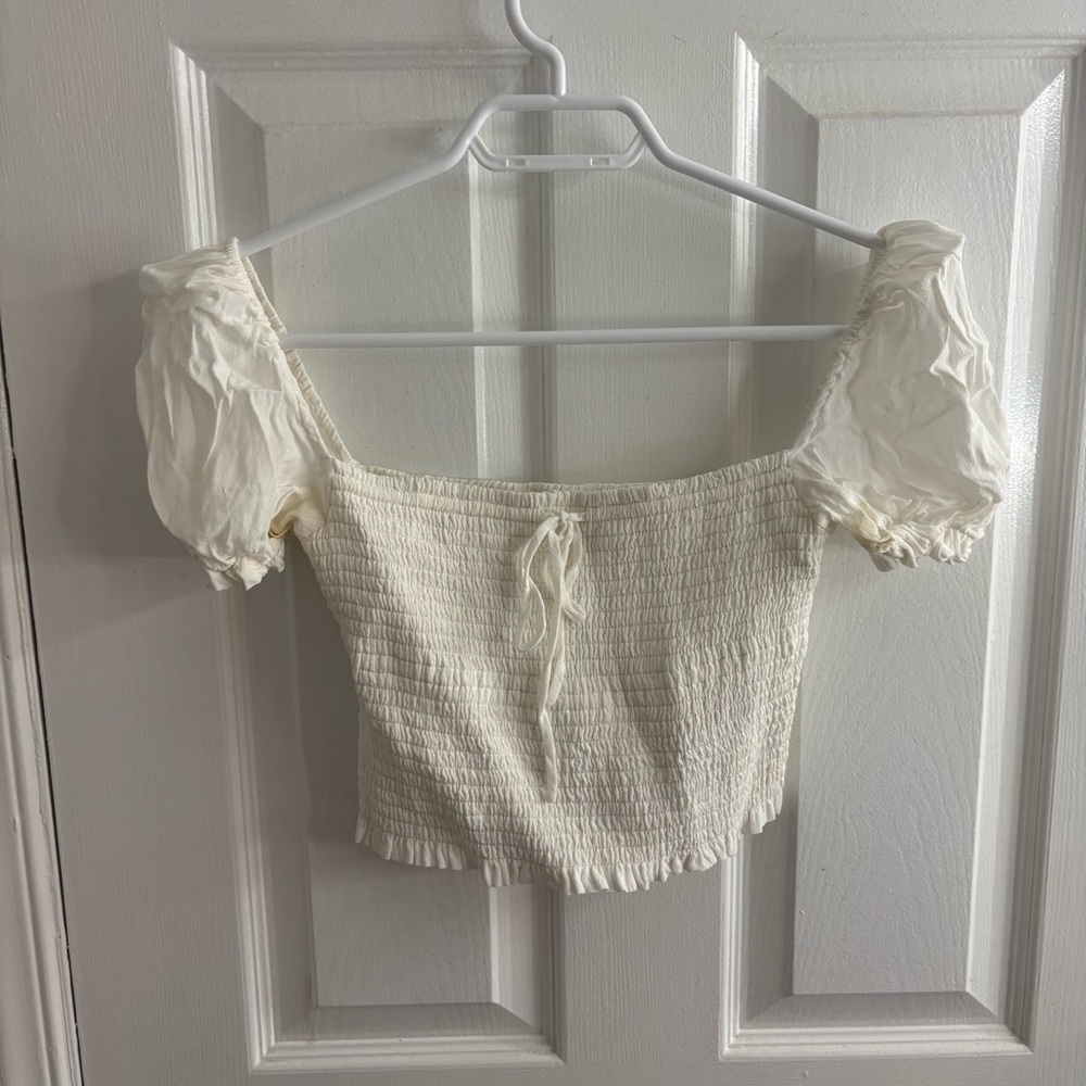 Wilfred Cream Puff Sleeve Smocked Blouse *STAINED*